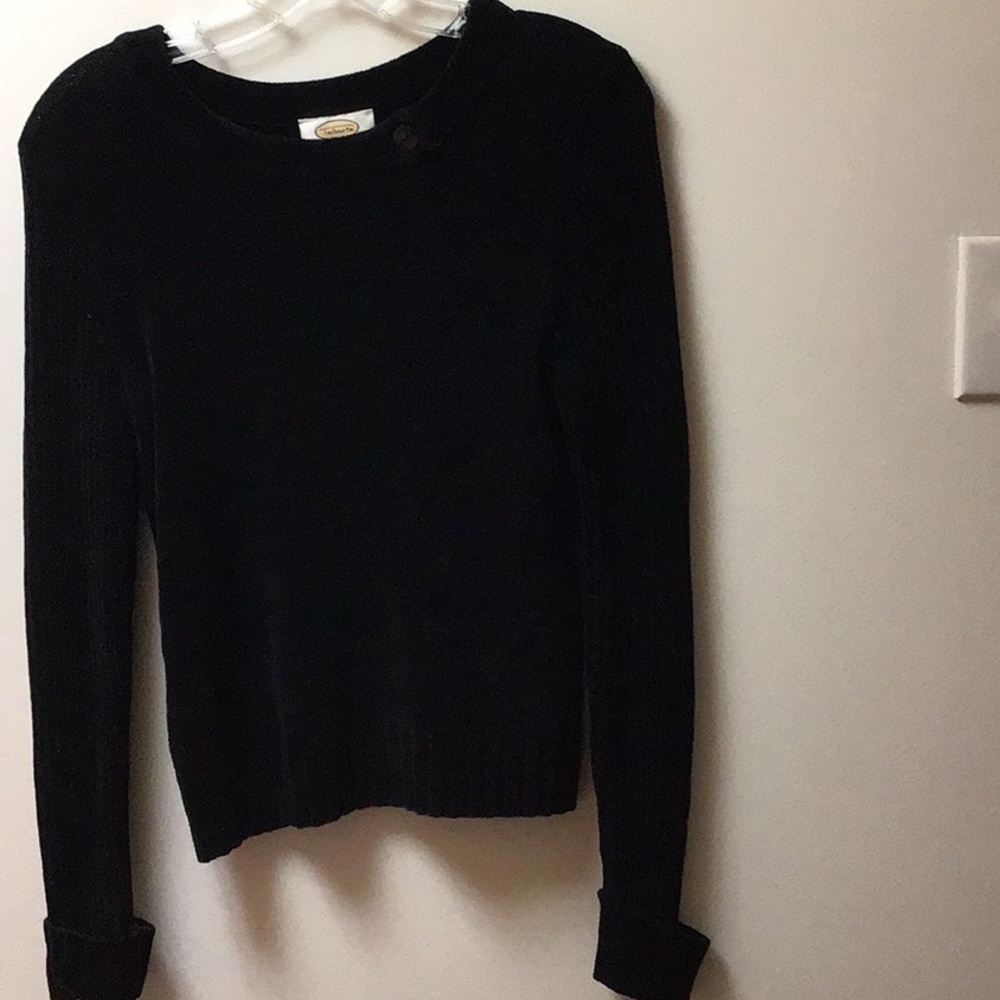 Black chenille top